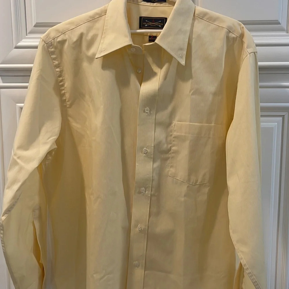 The Arrow Company Button-Up Shirt long Sleeve Size 16 1/2 (32/33)